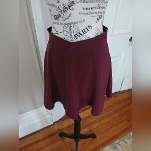 Kewt burgundy skirt